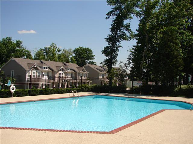 Photo - 596 Flintlock Ct Townhome