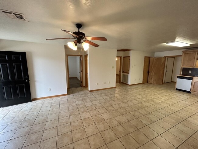 Photo - 2722 Ryan Rd