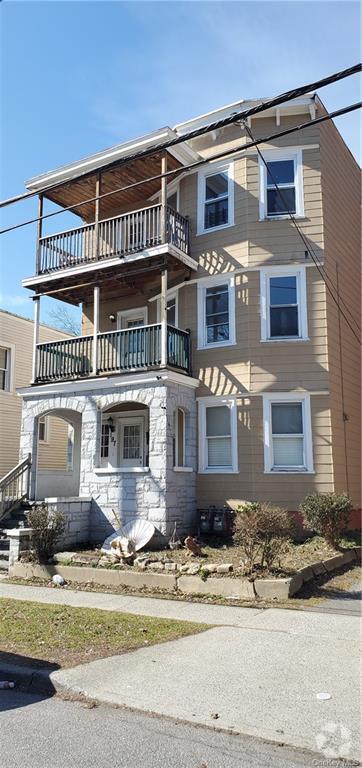 Building Photo - 197 Winnikee Ave Unit 2 Rental