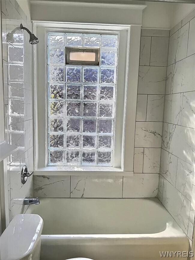 Photo - 54 3rd St