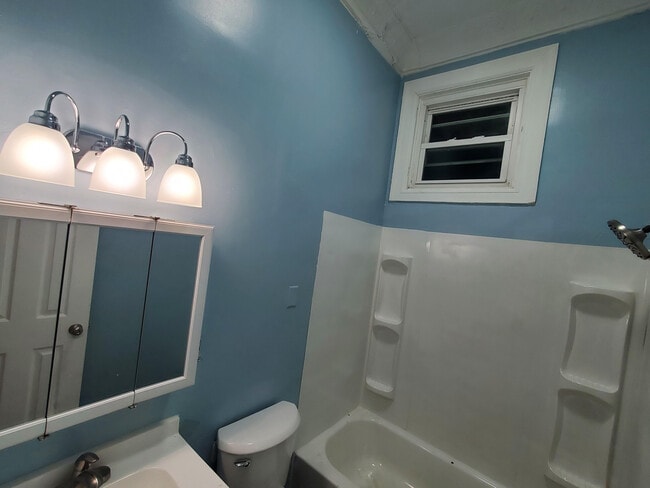 Photo - 552 Larimer Ave Unit #1