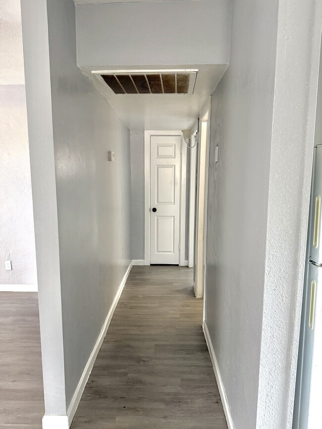 Photo - 2615 W Morten Ave Unit A