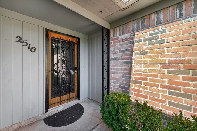 Photo - 2510 Old Fort Rd