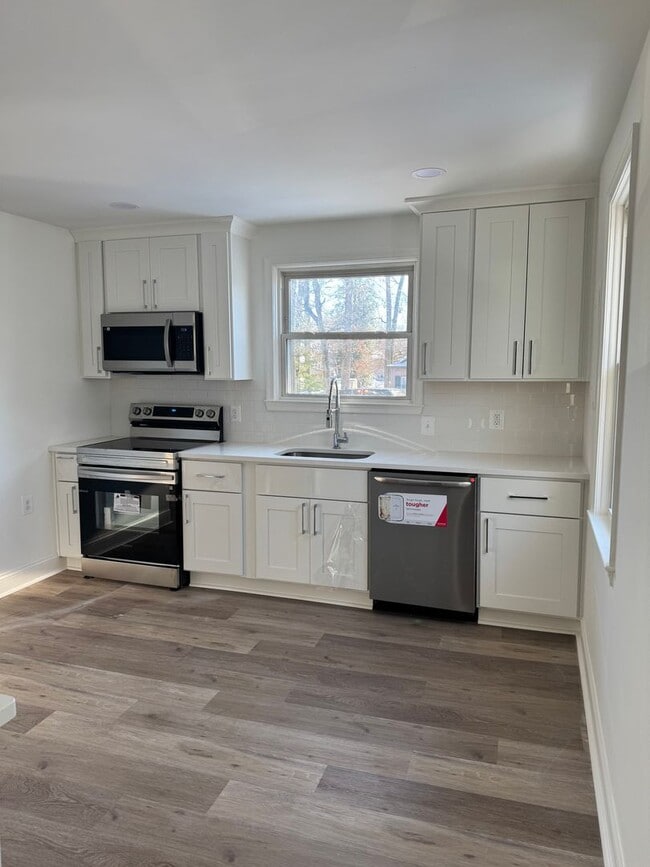 Photo - Newly Renovated 3 Bedroom 2 Full Bathroom Single Family Home