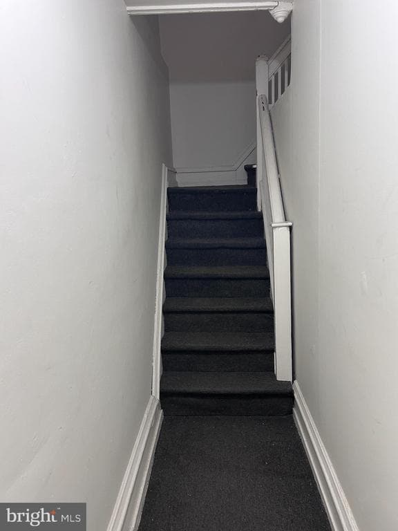 Photo - 913 Fayette St Unidad 3FL