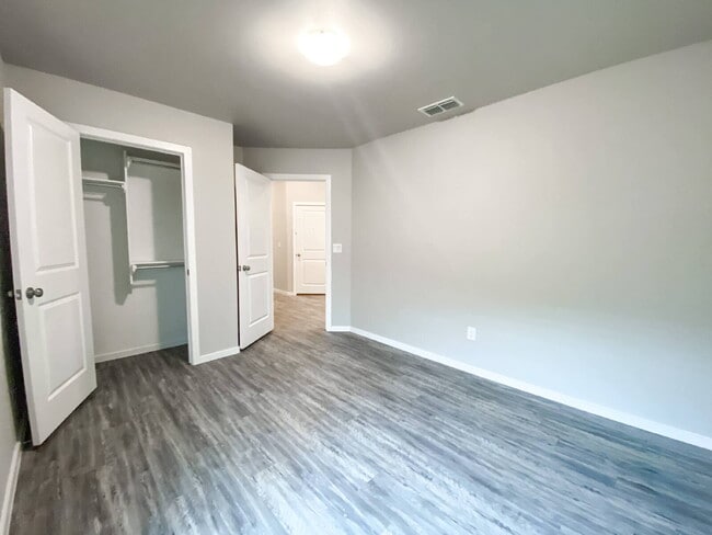 Photo - Luxurious Duplex in Frenship ISD! Unit 2