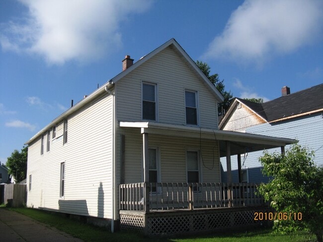 Photo - 623 E 12th St Unit 3