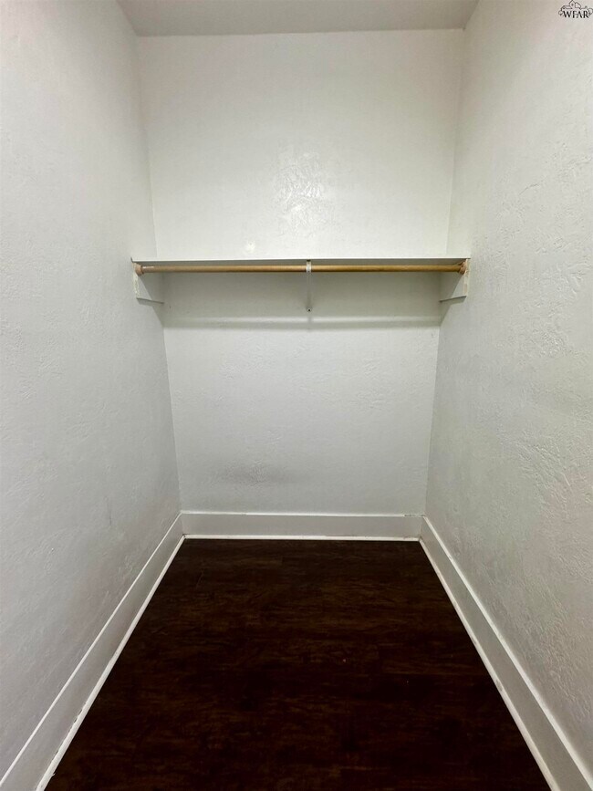 Photo - 1104 Polk St