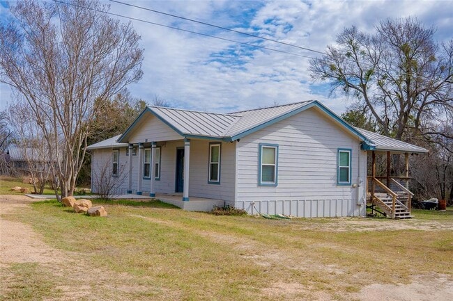 Photo - 111 Hillview Ln