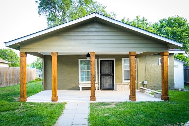Photo - Super Cute 2Bed/1Bath Home for Lease! Available NOW!