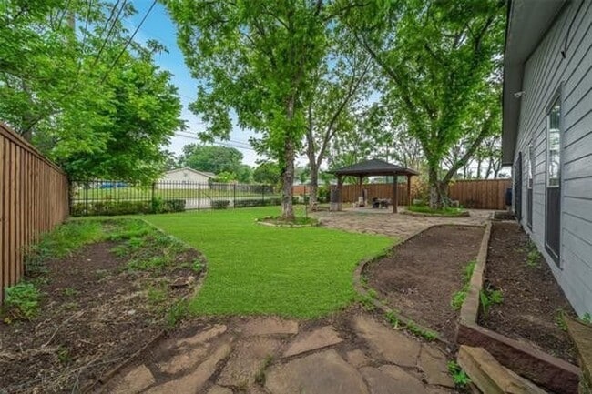 Photo - Studio for Rent in Lewisville