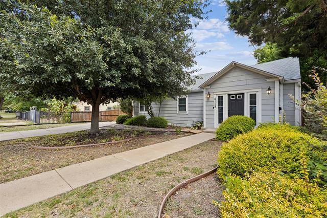 Photo - 4113 Valentine St