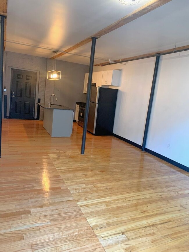 Photo - 548 Roosevelt Ave Unidad 3