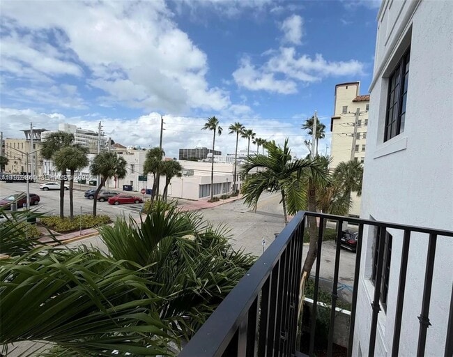 Photo - 1619 Jefferson Ave Unidad 108