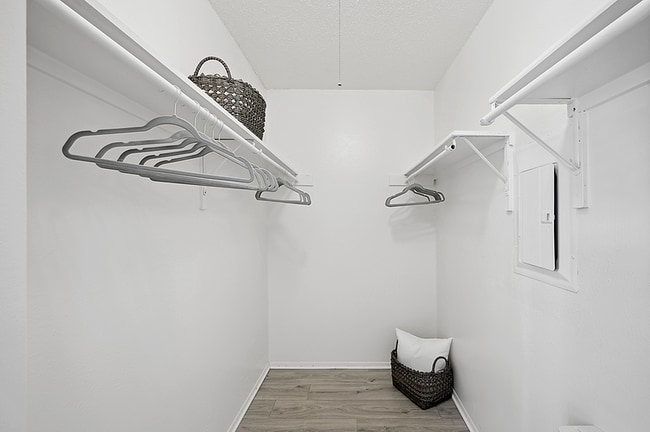 Lexington Apartment Homes