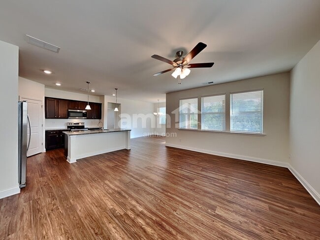 Photo - 5125 Staten Ln