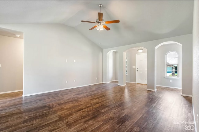 Photo - 2309 Pinewood Ave