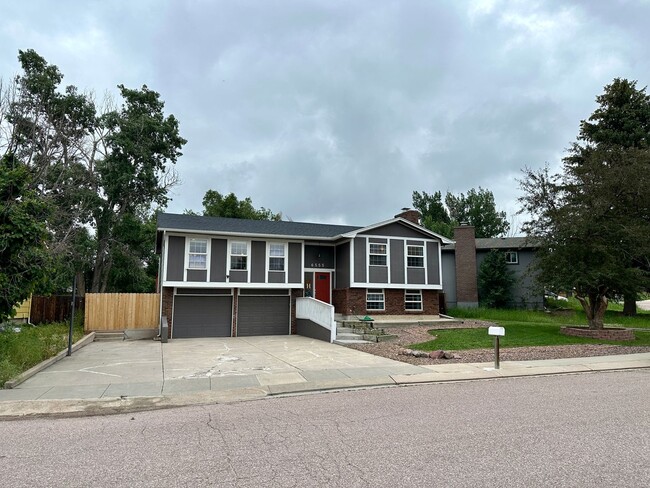 BEAUTIFUL 4-bedroom home in North Colorado... - BEAUTIFUL 4-bedroom home in North Colorado...