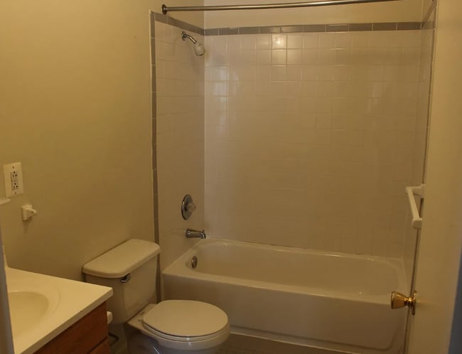Photo - 928 N 42nd St Unit 1