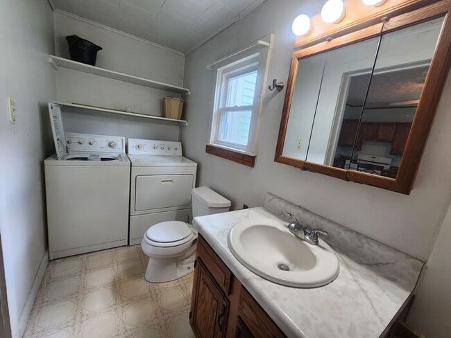 Photo - *Move in Special* Half Off First Month's R...