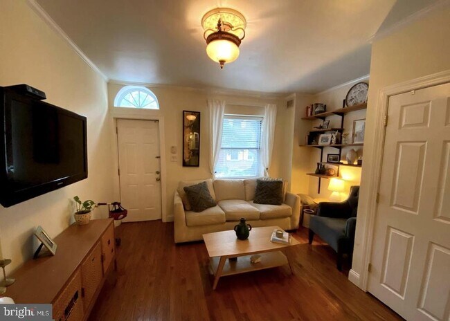 Photo - 130 Manton St