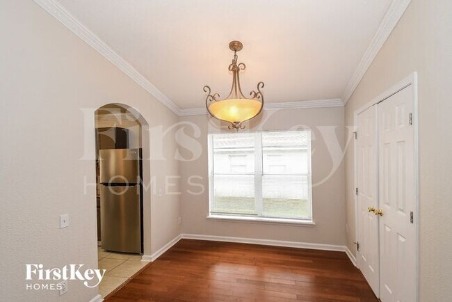 Photo - 749 Carriage Hill Dr House