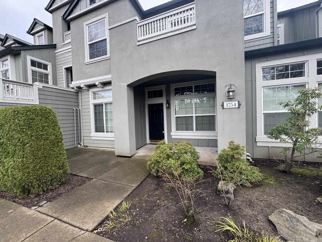 Photo - 1754 NE Ashberry Dr