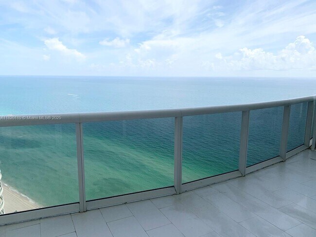 Building Photo - 16001 Collins Ave Unit 3203 Rental