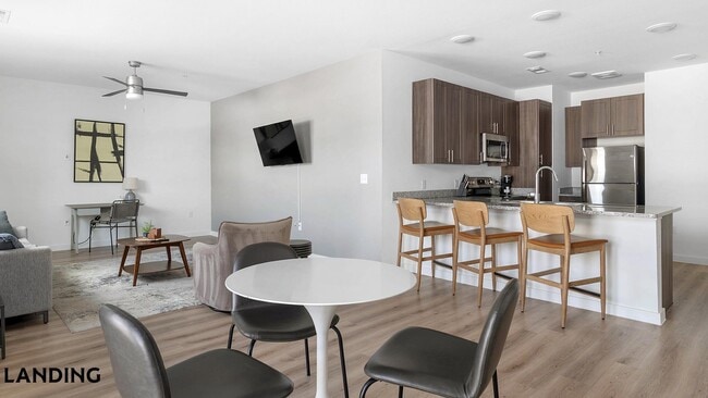 Photo - 217 S Garland Ave Unidad 2202