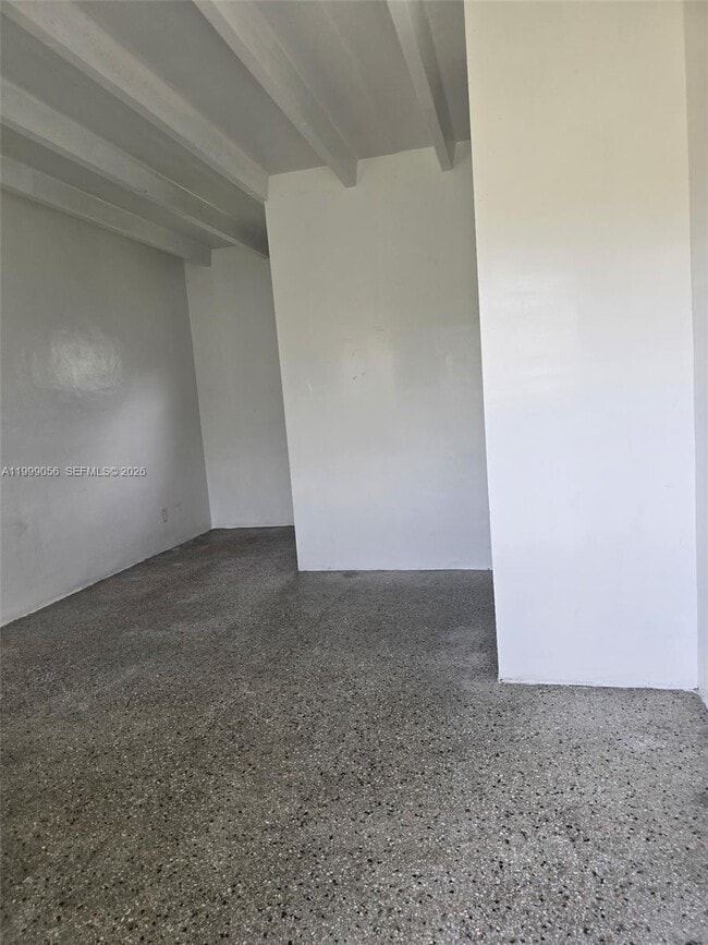 Building Photo - 260 SW 11th Ave Unit 2