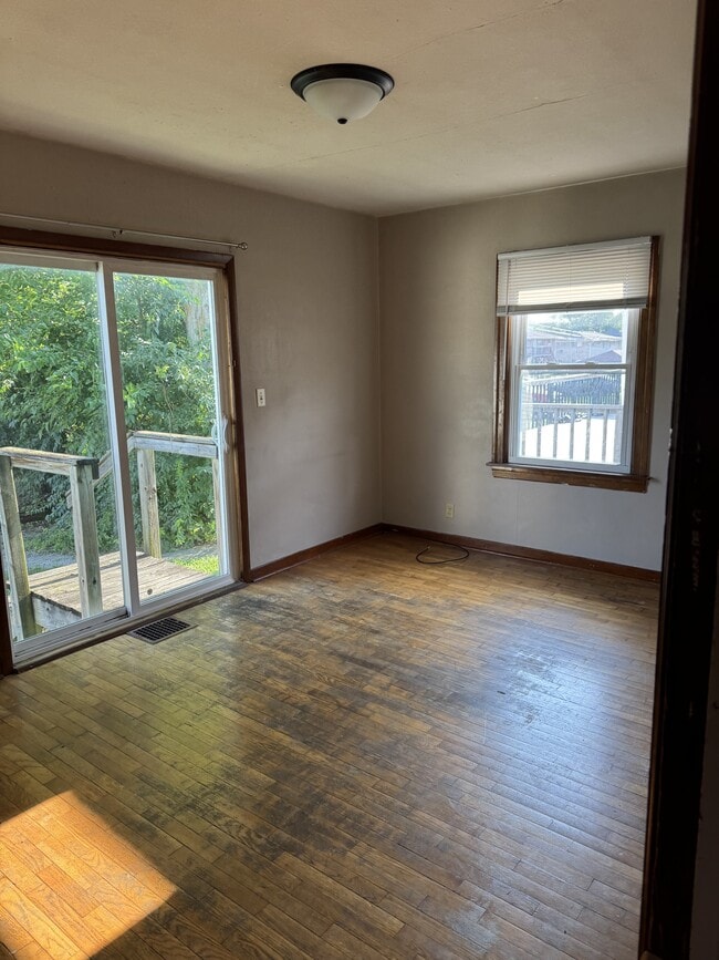 Photo - 1109 W Carson St Unit 1