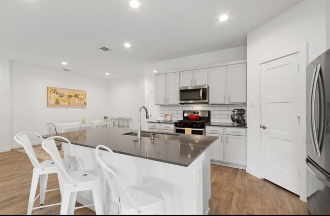 Photo - 14339 Sweet Mdw Trl