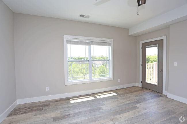 1 habitación, 1 baño - 790 pies cuadrados - Sala de estar - Palomar Stables