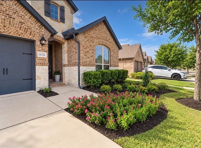 16116 Plum Ct