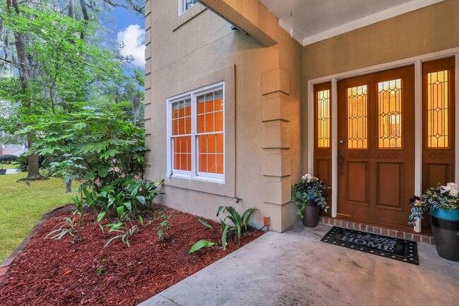 Photo - 123 Companion Way