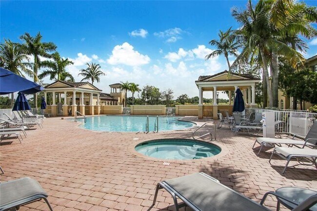 Photo - 4465 SW 160th Ave Unit 100