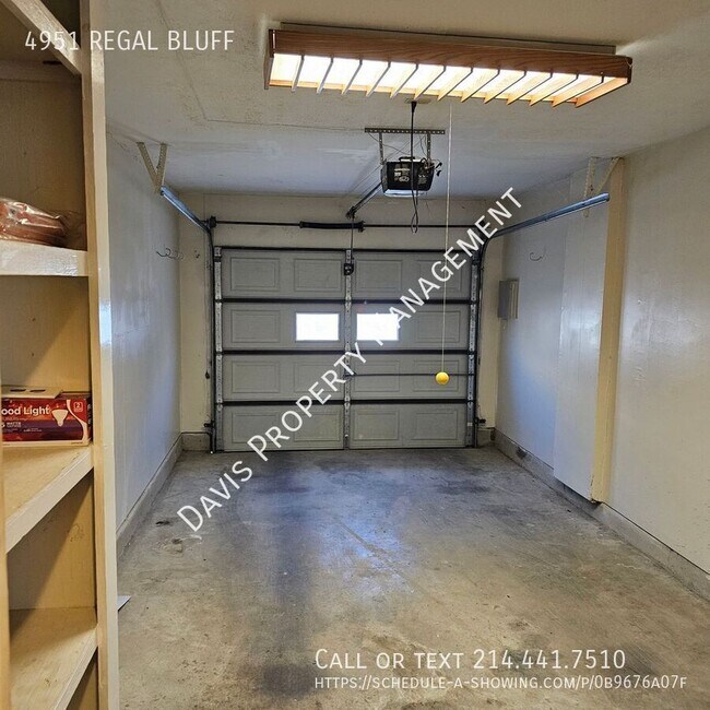 Photo - 4951 Regal Bluff