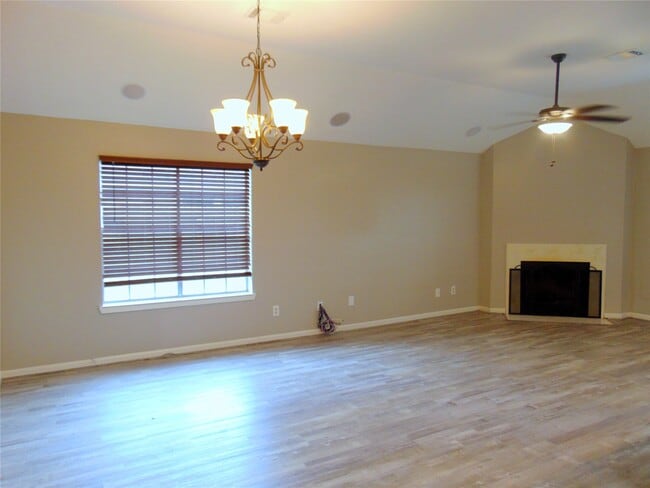 Photo - 1809 Edinburg Ave