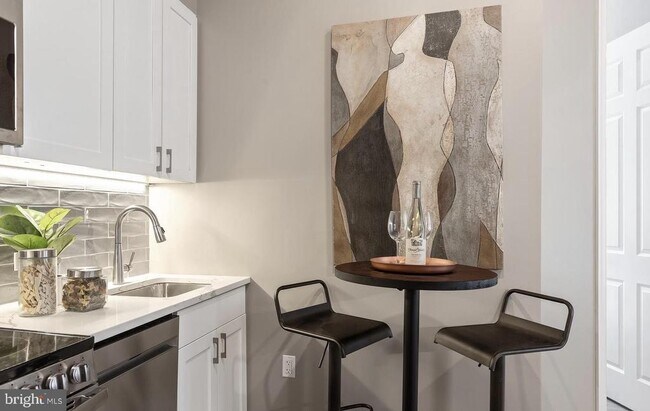 Photo - 459 Massachusetts Ave NW Unit B1