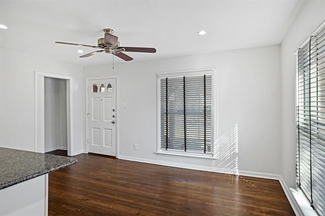 Photo - 6222 Kenwood Ave