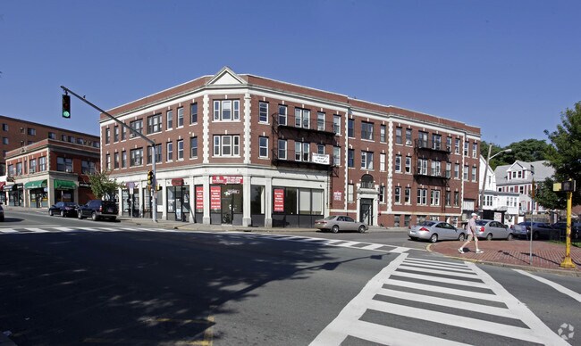 10 Yeamans ¡St - 10 Yeamans St