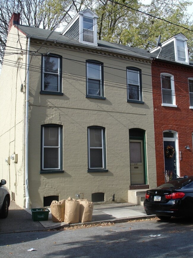 Building Photo - 116 Nevin St Unit 116 NEVIN ST, APT. B