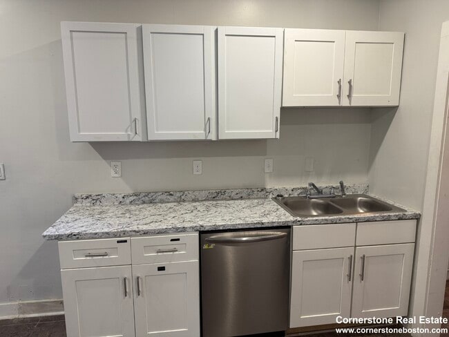 Photo - 10 Haverford St Unit 4