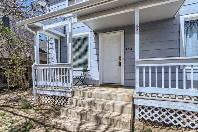 Photo - Downtown Tranquility: 2BDR Escape in Lafayette