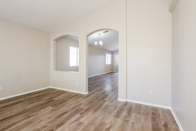 Photo - 16015 W Sierra St