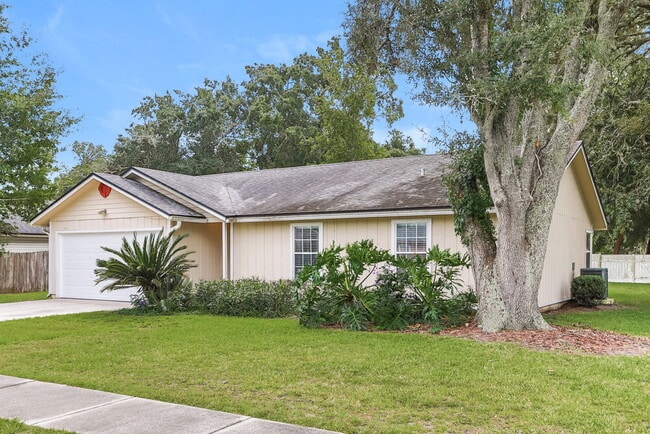 Photo - 1903 Farm Way