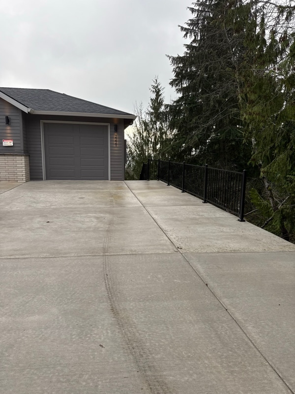 Photo - 222 Curtis Dr