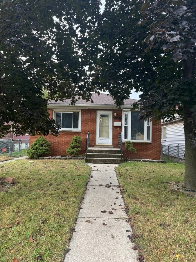 Photo - 14042 S Saginaw Ave