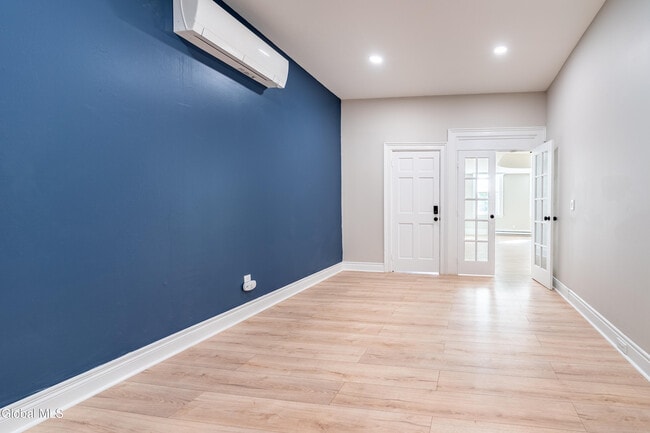 Photo - 323 2nd St Unit 1