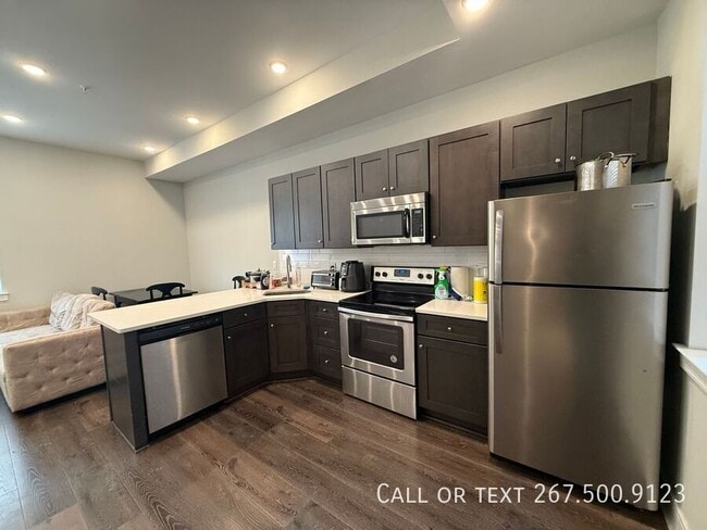 Photo - 1229 N Franklin St Unit 1